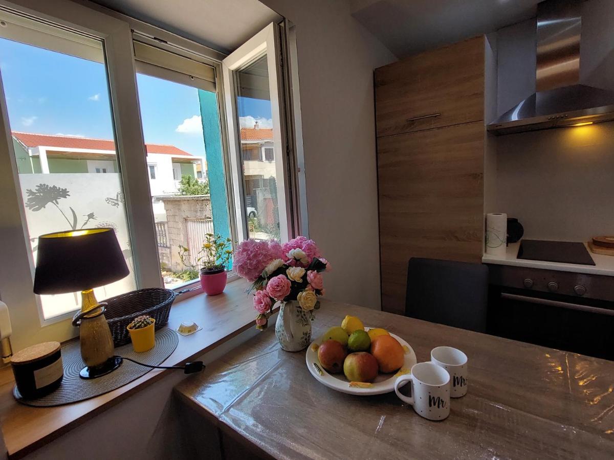 Mexicana Apartment Pink 扎达尔 外观 照片